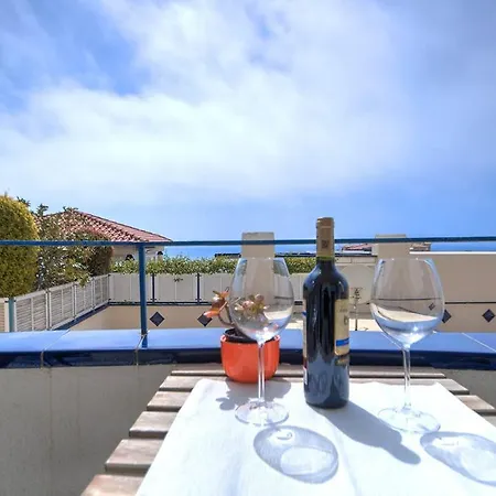 Apt. By The Sea By Hello Lägenhet Sitges